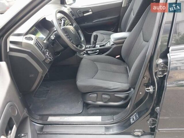 Cанг Йонг Кирон 2009 в Николаеве на Automoto.ua Черный Cанг Йонг Кирон, объемом двигателя 2 л и пробегом 220 тыс. км за 5999 $, фото 15 на Automoto.ua