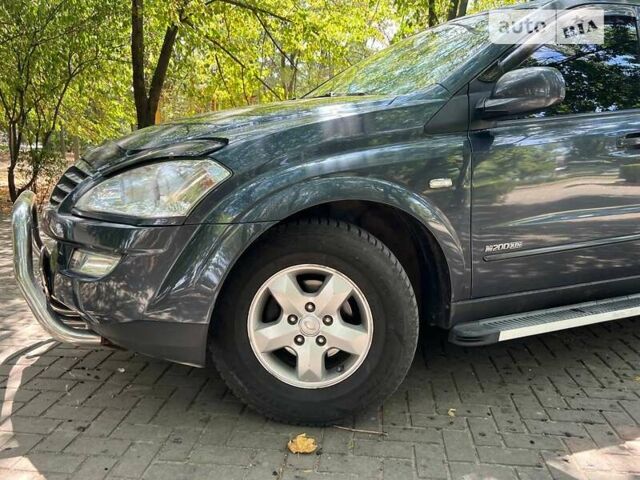 Чорний Cанг Йонг Kyron, об'ємом двигуна 2 л та пробігом 147 тис. км за 7999 $, фото 3 на Automoto.ua