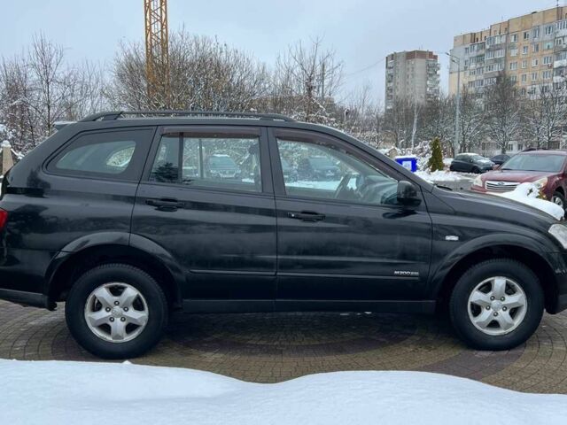 Черный Cанг Йонг Кирон, объемом двигателя 2 л и пробегом 117 тыс. км за 8200 $, фото 7 на Automoto.ua