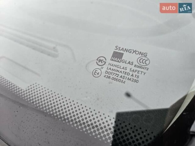 Чорний Cанг Йонг Kyron, об'ємом двигуна 2 л та пробігом 114 тис. км за 8000 $, фото 16 на Automoto.ua