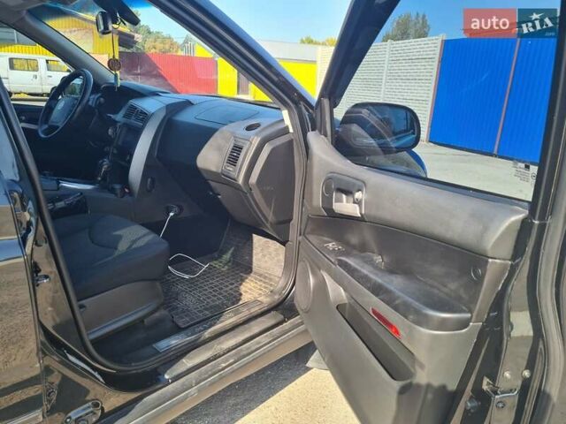 Чорний Cанг Йонг Kyron, об'ємом двигуна 2 л та пробігом 133 тис. км за 10000 $, фото 10 на Automoto.ua