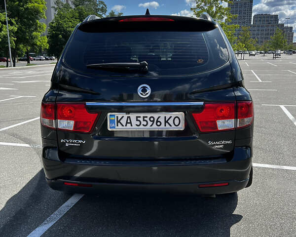 Чорний Cанг Йонг Kyron, об'ємом двигуна 2 л та пробігом 107 тис. км за 6800 $, фото 4 на Automoto.ua