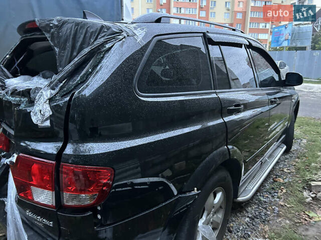 Черный Cанг Йонг Кирон, объемом двигателя 2 л и пробегом 161 тыс. км за 3700 $, фото 11 на Automoto.ua