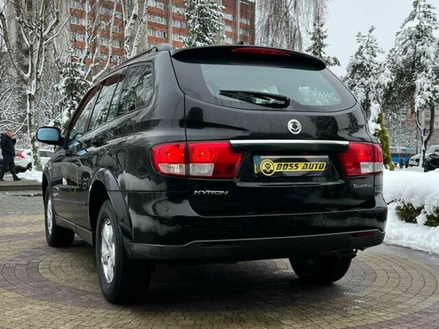 Черный Cанг Йонг Кирон, объемом двигателя 2 л и пробегом 117 тыс. км за 8200 $, фото 4 на Automoto.ua