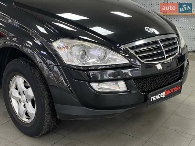 Черный Cанг Йонг Кирон, объемом двигателя 2.3 л и пробегом 221 тыс. км за 6490 $, фото 5 на Automoto.ua