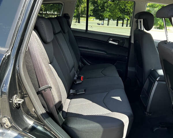 Чорний Cанг Йонг Kyron, об'ємом двигуна 2 л та пробігом 107 тис. км за 6800 $, фото 17 на Automoto.ua