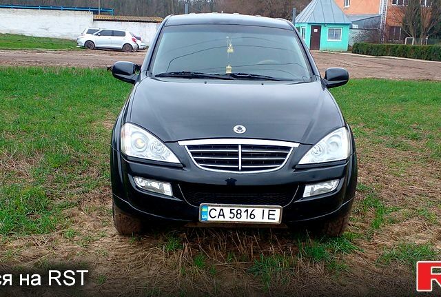 Черный Cанг Йонг Кирон, объемом двигателя 2 л и пробегом 147 тыс. км за 9000 $, фото 3 на Automoto.ua