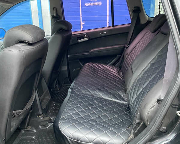 Чорний Cанг Йонг Kyron, об'ємом двигуна 2 л та пробігом 220 тис. км за 5000 $, фото 33 на Automoto.ua