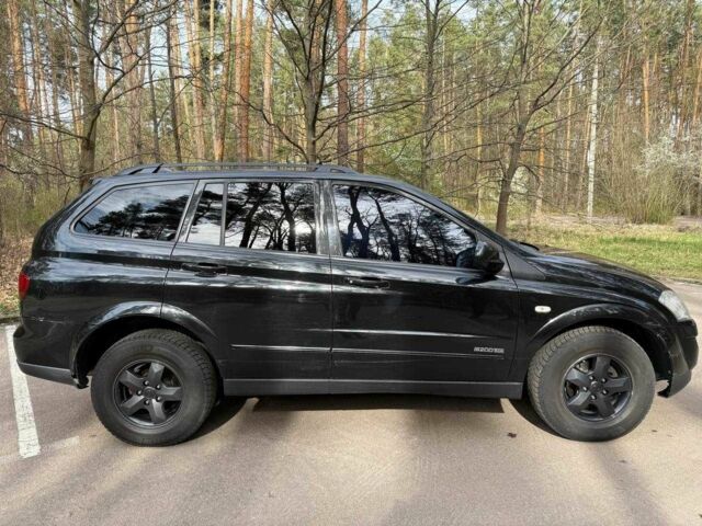 Черный Cанг Йонг Кирон, объемом двигателя 2 л и пробегом 150 тыс. км за 8700 $, фото 7 на Automoto.ua