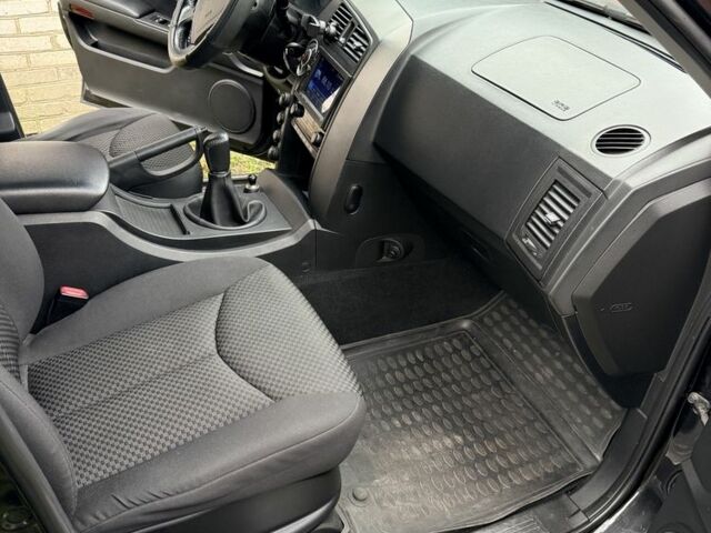 Чорний Cанг Йонг Kyron, об'ємом двигуна 2.3 л та пробігом 113 тис. км за 7500 $, фото 14 на Automoto.ua