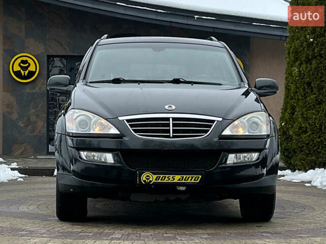 Черный Cанг Йонг Кирон, объемом двигателя 2 л и пробегом 117 тыс. км за 8200 $, фото 1 на Automoto.ua