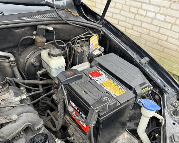 Чорний Cанг Йонг Kyron, об'ємом двигуна 2.3 л та пробігом 113 тис. км за 7500 $, фото 25 на Automoto.ua