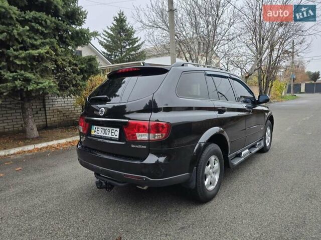 Чорний Cанг Йонг Kyron, об'ємом двигуна 2 л та пробігом 114 тис. км за 8000 $, фото 4 на Automoto.ua