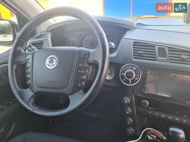 Чорний Cанг Йонг Kyron, об'ємом двигуна 2 л та пробігом 133 тис. км за 10000 $, фото 13 на Automoto.ua