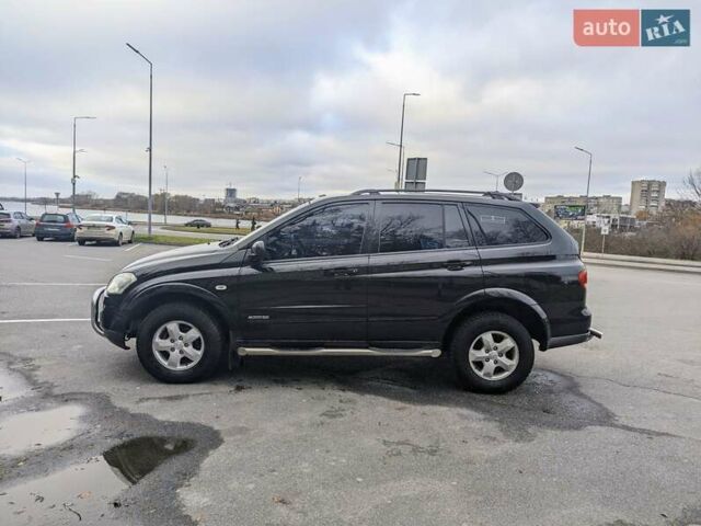 Черный Cанг Йонг Кирон, объемом двигателя 2 л и пробегом 155 тыс. км за 8000 $, фото 1 на Automoto.ua