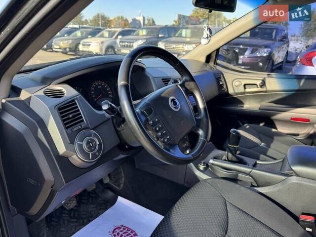 Чорний Cанг Йонг Kyron, об'ємом двигуна 2 л та пробігом 152 тис. км за 9200 $, фото 11 на Automoto.ua