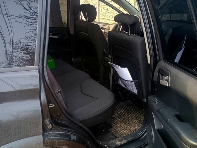 Чорний Cанг Йонг Kyron, об'ємом двигуна 2.3 л та пробігом 162 тис. км за 6500 $, фото 2 на Automoto.ua