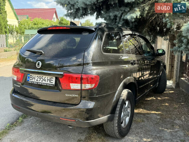 Чорний Cанг Йонг Kyron, об'ємом двигуна 2 л та пробігом 158 тис. км за 8200 $, фото 4 на Automoto.ua