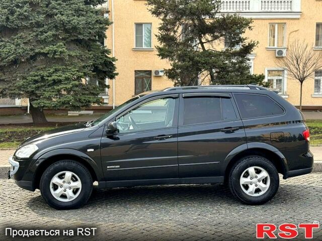 Черный Cанг Йонг Кирон, объемом двигателя 2 л и пробегом 150 тыс. км за 7500 $, фото 6 на Automoto.ua
