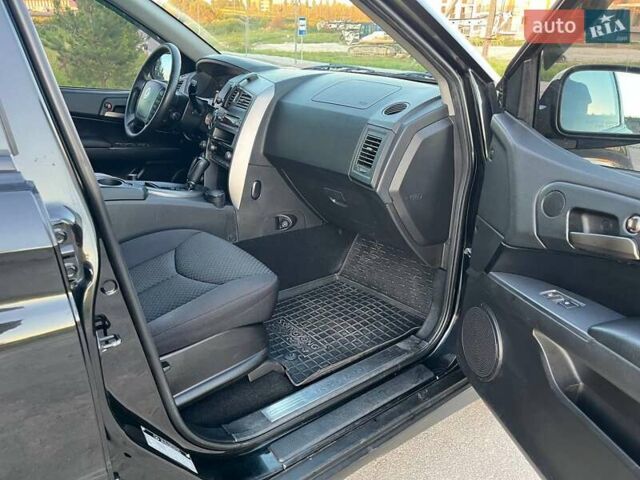 Черный Cанг Йонг Кирон, объемом двигателя 2 л и пробегом 182 тыс. км за 8500 $, фото 14 на Automoto.ua