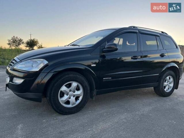 Черный Cанг Йонг Кирон, объемом двигателя 2 л и пробегом 182 тыс. км за 8500 $, фото 2 на Automoto.ua