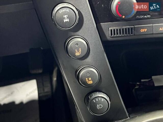 Чорний Cанг Йонг Kyron, об'ємом двигуна 2 л та пробігом 157 тис. км за 8500 $, фото 22 на Automoto.ua