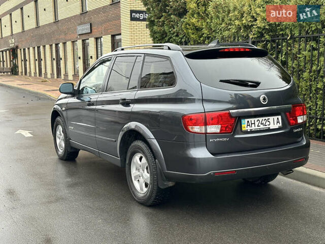 Черный Cанг Йонг Кирон, объемом двигателя 2 л и пробегом 69 тыс. км за 8800 $, фото 2 на Automoto.ua