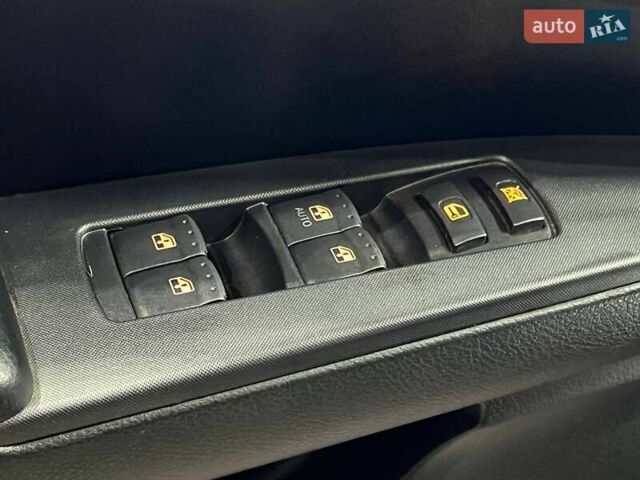 Чорний Cанг Йонг Kyron, об'ємом двигуна 2 л та пробігом 157 тис. км за 8500 $, фото 9 на Automoto.ua