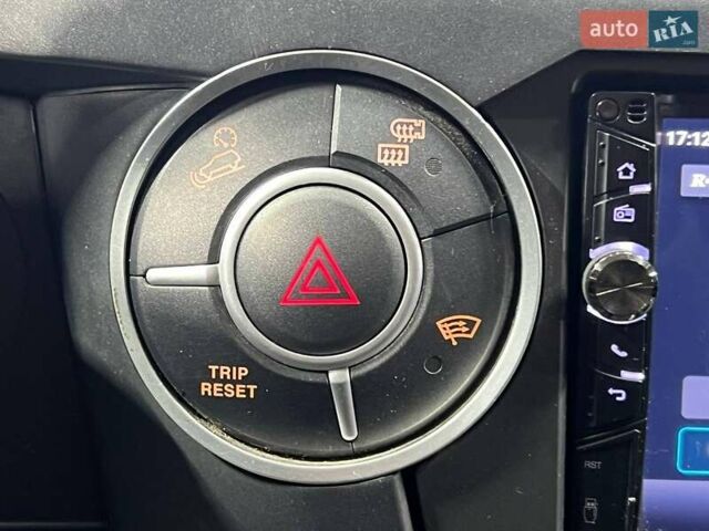 Чорний Cанг Йонг Kyron, об'ємом двигуна 2 л та пробігом 157 тис. км за 8500 $, фото 20 на Automoto.ua