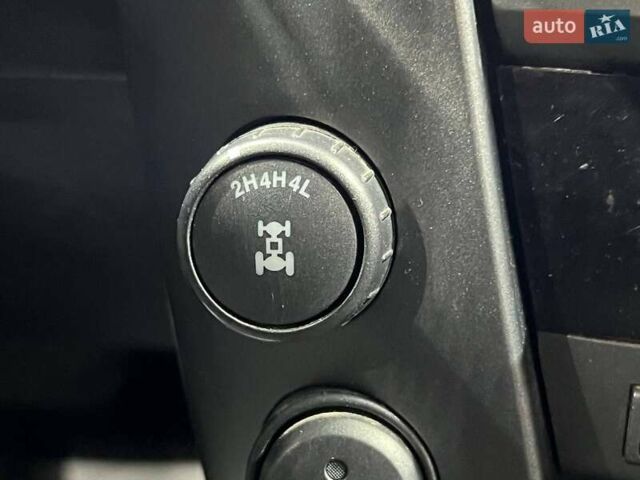 Чорний Cанг Йонг Kyron, об'ємом двигуна 2 л та пробігом 157 тис. км за 8500 $, фото 23 на Automoto.ua