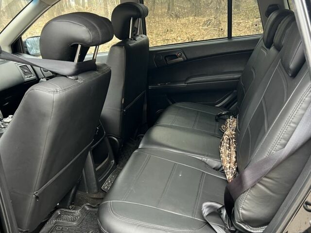 Чорний Cанг Йонг Kyron, об'ємом двигуна 2 л та пробігом 150 тис. км за 10300 $, фото 5 на Automoto.ua