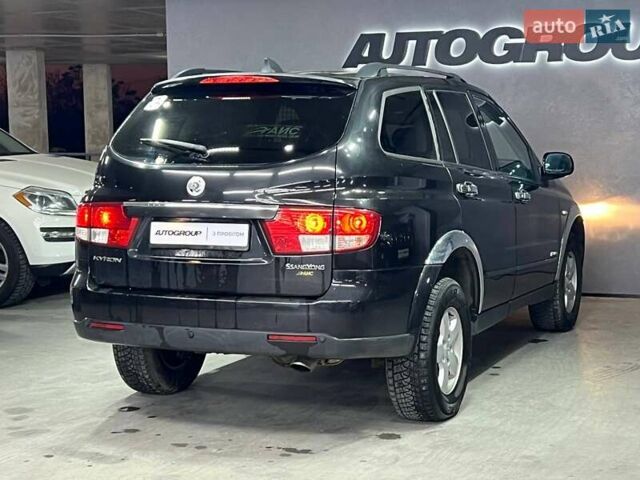 Чорний Cанг Йонг Kyron, об'ємом двигуна 2 л та пробігом 157 тис. км за 8500 $, фото 4 на Automoto.ua