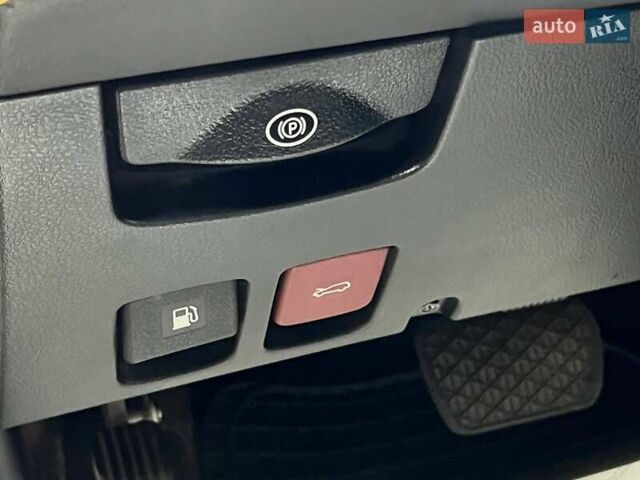 Чорний Cанг Йонг Kyron, об'ємом двигуна 2 л та пробігом 157 тис. км за 8500 $, фото 11 на Automoto.ua