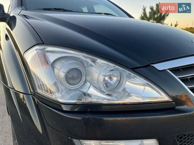 Черный Cанг Йонг Кирон, объемом двигателя 2 л и пробегом 182 тыс. км за 8500 $, фото 8 на Automoto.ua