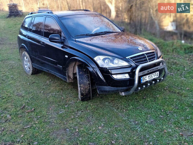 Черный Cанг Йонг Кирон, объемом двигателя 2 л и пробегом 227 тыс. км за 7800 $, фото 3 на Automoto.ua