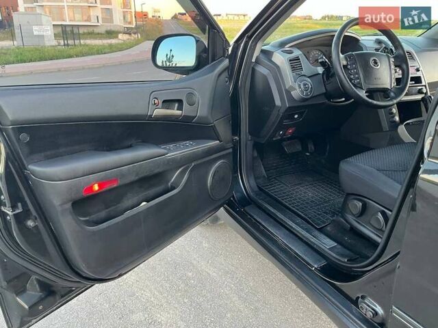 Черный Cанг Йонг Кирон, объемом двигателя 2 л и пробегом 182 тыс. км за 8500 $, фото 17 на Automoto.ua