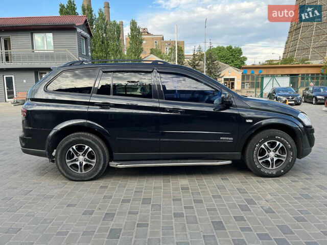 Черный Cанг Йонг Кирон, объемом двигателя 2 л и пробегом 177 тыс. км за 8700 $, фото 3 на Automoto.ua