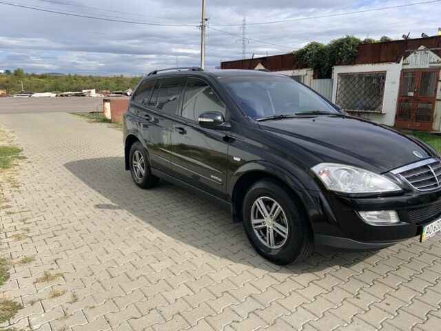 Чорний Cанг Йонг Kyron, об'ємом двигуна 2 л та пробігом 268 тис. км за 10000 $, фото 3 на Automoto.ua