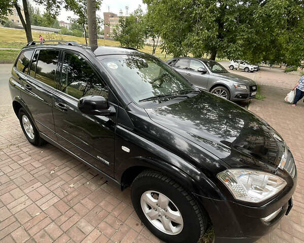 Чорний Cанг Йонг Kyron, об'ємом двигуна 2 л та пробігом 127 тис. км за 9100 $, фото 3 на Automoto.ua