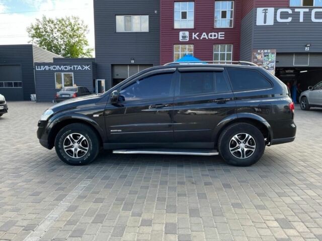 Чорний Cанг Йонг Kyron, об'ємом двигуна 2 л та пробігом 177 тис. км за 10000 $, фото 1 на Automoto.ua