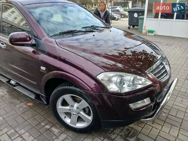 Фиолетовый Cанг Йонг Кирон, объемом двигателя 2 л и пробегом 64 тыс. км за 7500 $, фото 4 на Automoto.ua