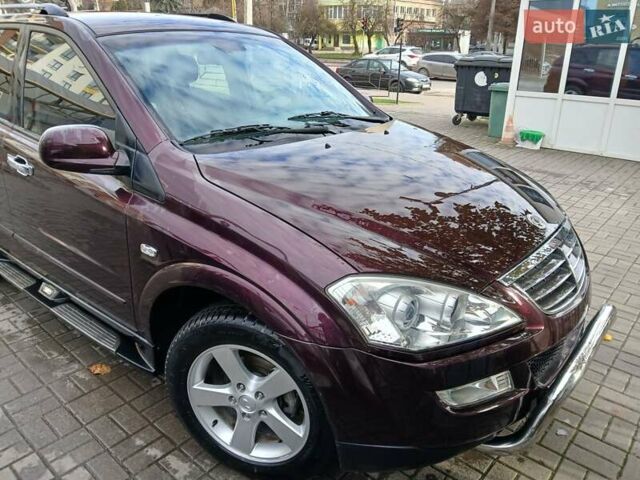 Фиолетовый Cанг Йонг Кирон, объемом двигателя 2 л и пробегом 64 тыс. км за 7500 $, фото 5 на Automoto.ua