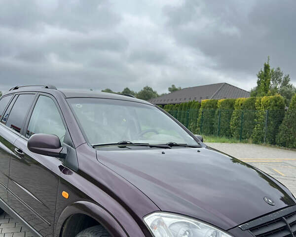 Фиолетовый Cанг Йонг Кирон, объемом двигателя 2 л и пробегом 336 тыс. км за 5699 $, фото 1 на Automoto.ua