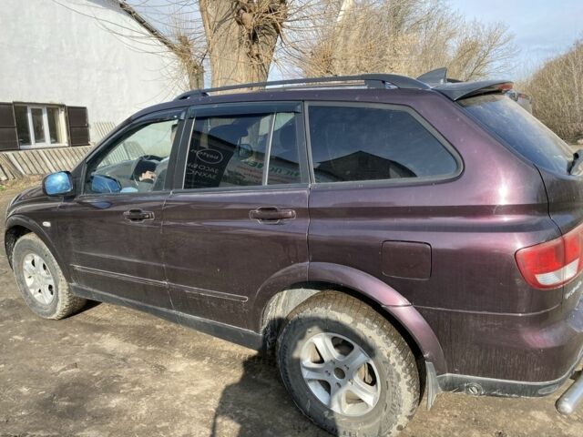Коричневий Cанг Йонг Kyron, об'ємом двигуна 2.4 л та пробігом 209 тис. км за 6500 $, фото 10 на Automoto.ua