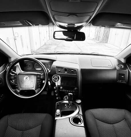 Коричневый Cанг Йонг Кирон, объемом двигателя 2 л и пробегом 254 тыс. км за 7500 $, фото 13 на Automoto.ua