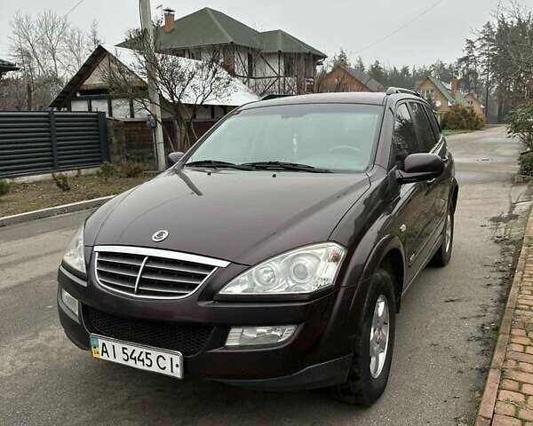 Коричневый Cанг Йонг Кирон, объемом двигателя 2.3 л и пробегом 251 тыс. км за 6800 $, фото 4 на Automoto.ua