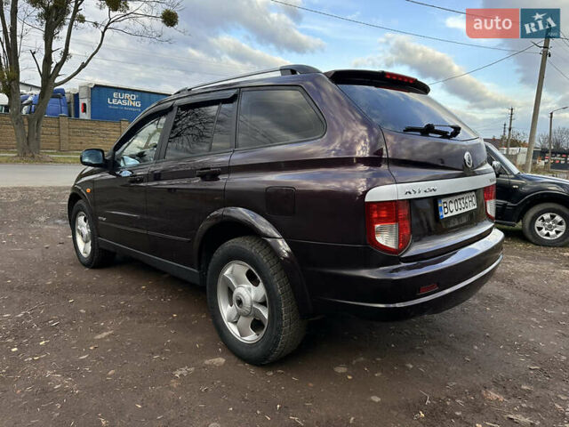 Червоний Cанг Йонг Kyron, об'ємом двигуна 2 л та пробігом 248 тис. км за 6199 $, фото 3 на Automoto.ua