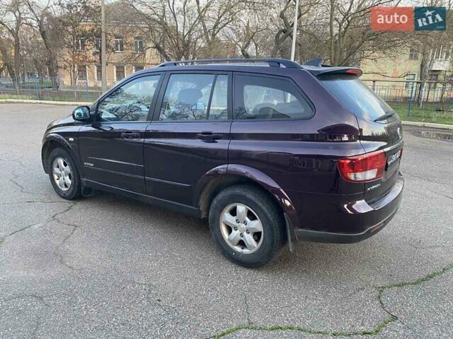 Красный Cанг Йонг Кирон, объемом двигателя 2 л и пробегом 61 тыс. км за 8800 $, фото 11 на Automoto.ua