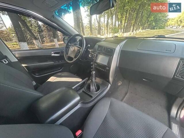 Красный Cанг Йонг Кирон, объемом двигателя 2 л и пробегом 145 тыс. км за 7200 $, фото 13 на Automoto.ua