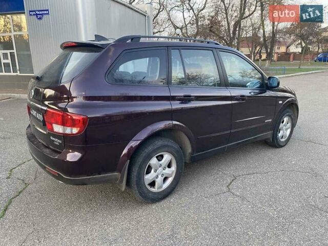 Красный Cанг Йонг Кирон, объемом двигателя 2 л и пробегом 61 тыс. км за 8800 $, фото 6 на Automoto.ua